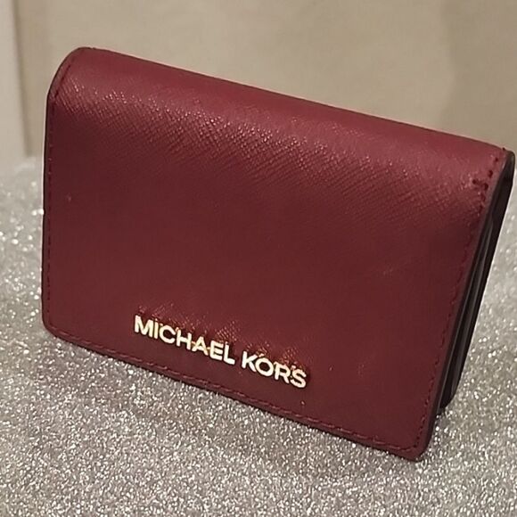 Michael Kors Jet SetSnall Flap Leather ID Card Case- Mulberry - Picture 7 of 8